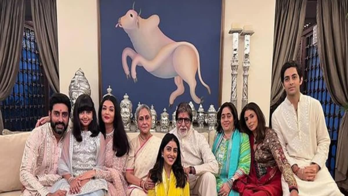 Amitabh Bachchan's Granddaughter Navya Nanda Says There Are No Fights In Bachchan House: 'We Have Debates'