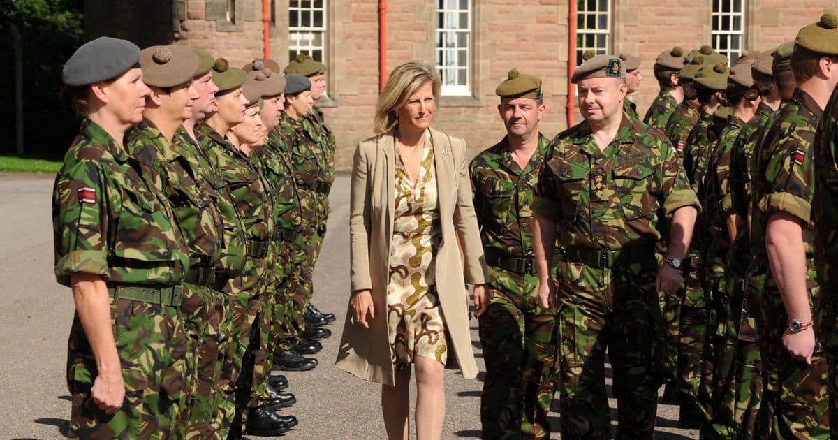 Fury as Scots barracks chosen to house asylum seekers despite being secured by 'modest fence' - Daily Record